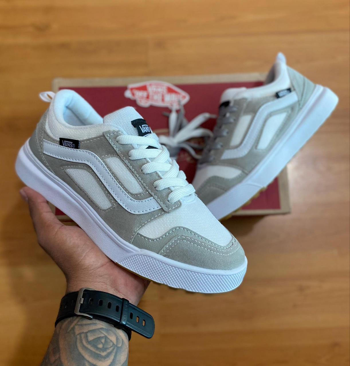 VANS ULTRARANGER